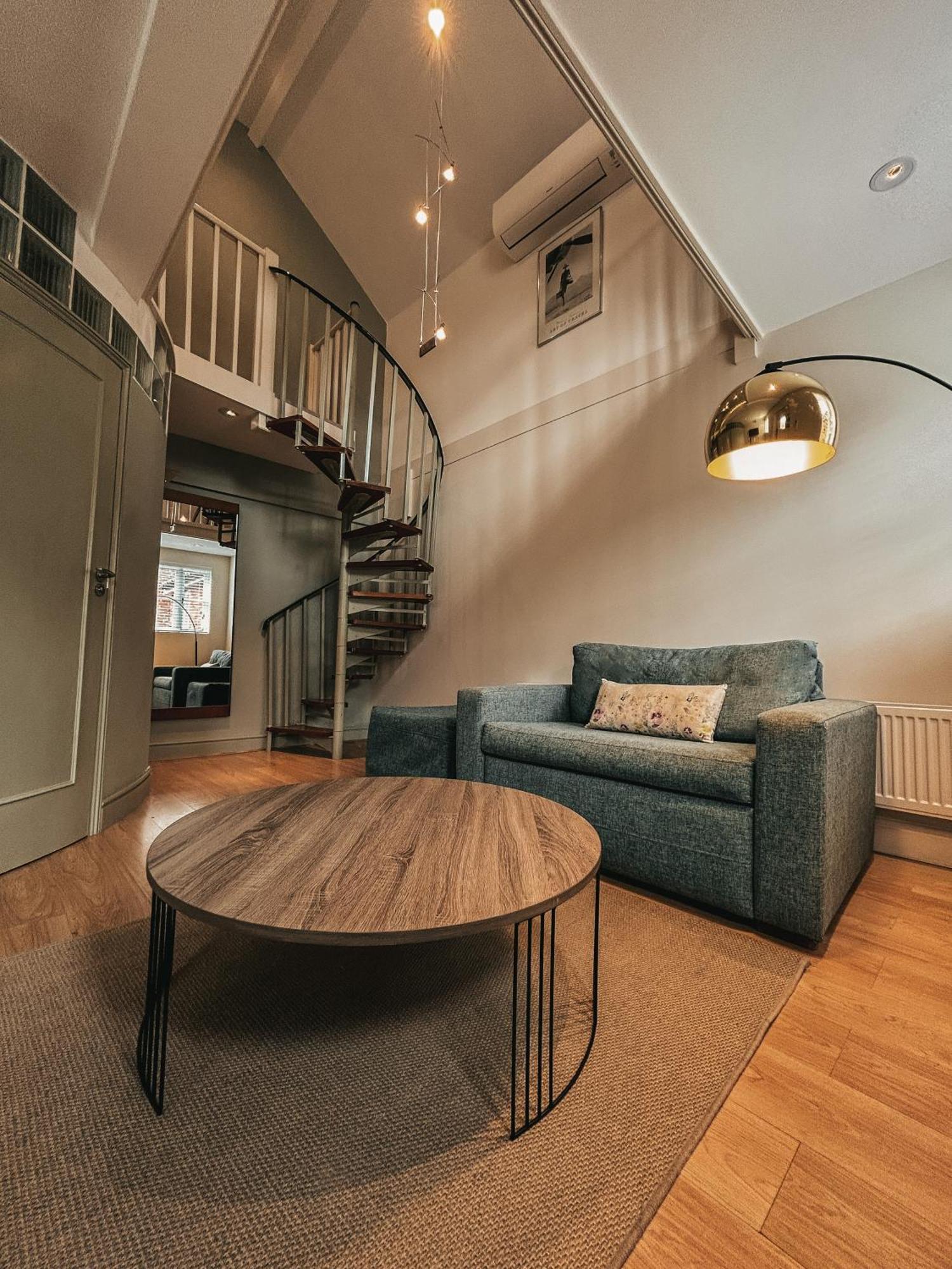 The Bell Inn Hotel Horndon-on-the-Hill Dış mekan fotoğraf